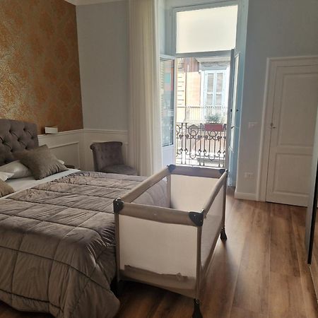 Dimora Luxury Alessia Apartment Bari Bagian luar foto