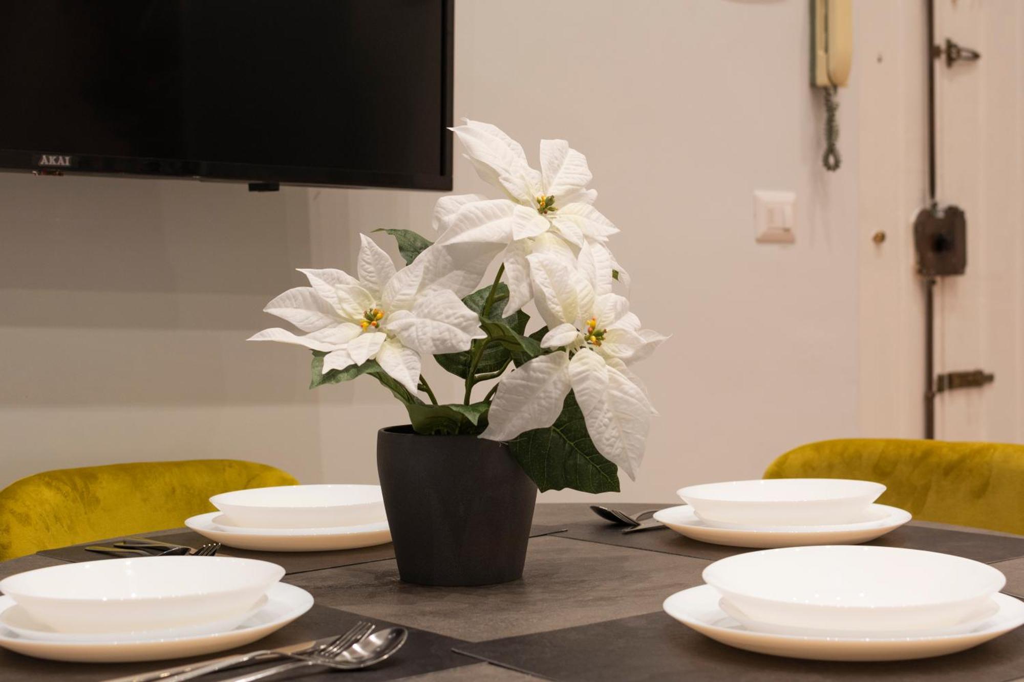 Dimora Luxury Alessia Apartment Bari Bagian luar foto