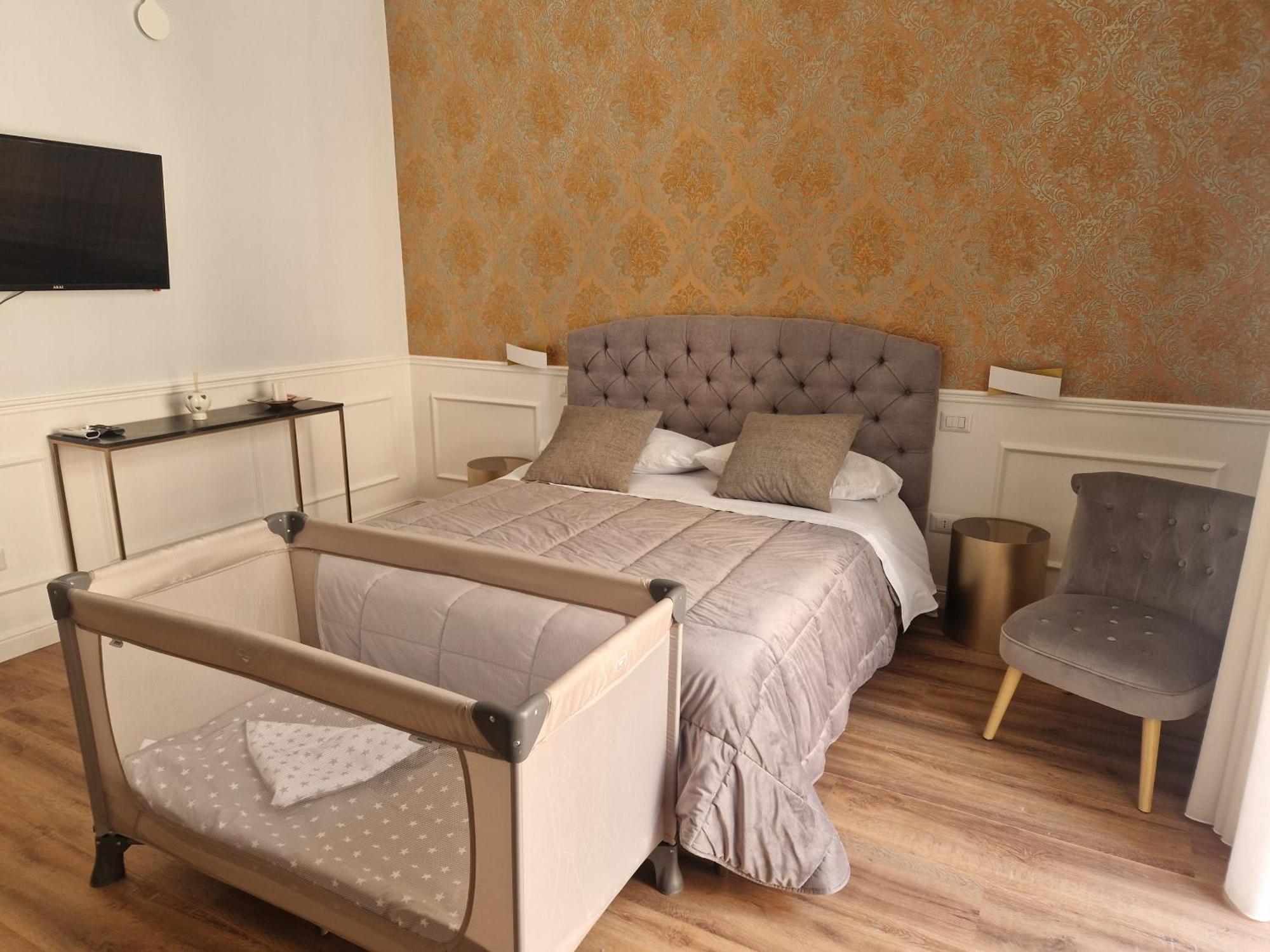 Dimora Luxury Alessia Apartment Bari Bagian luar foto